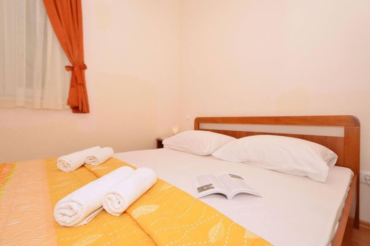 Apartments Sima Trogir Exterior foto